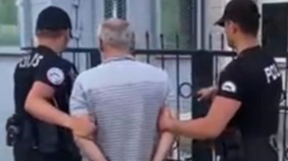 İzmir’de 25 yılla aranan hırsız yakalandı