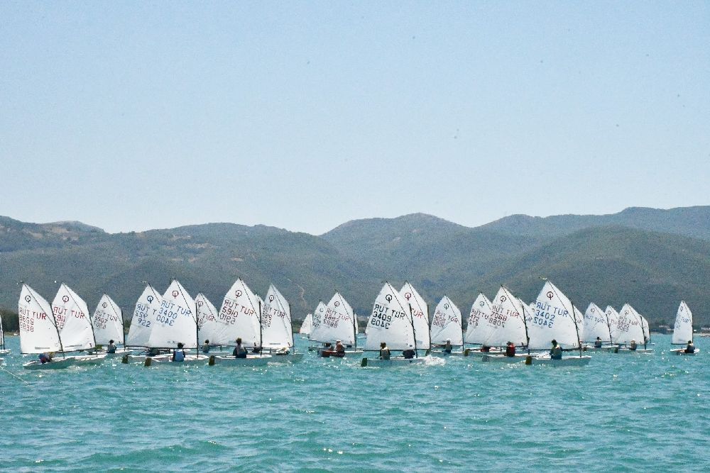 İznik Gölü'nde görsel şölen