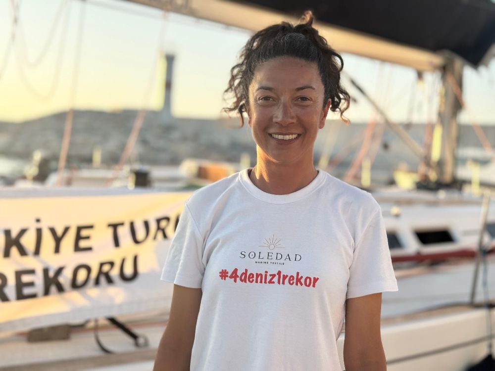 Kadın yelkenci, 1500 deniz milini 15 gün 6 saat 41 dakikada aştı