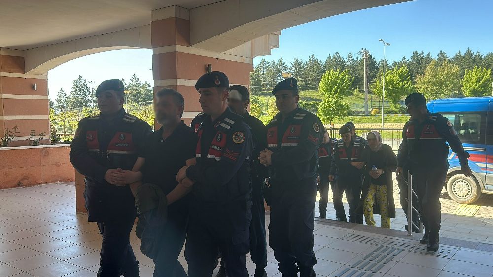Kan donduran cinayetin sanığı ‘pişmanım’ diyerek ölen vatandaşın ailesine baş sağlığı diledi