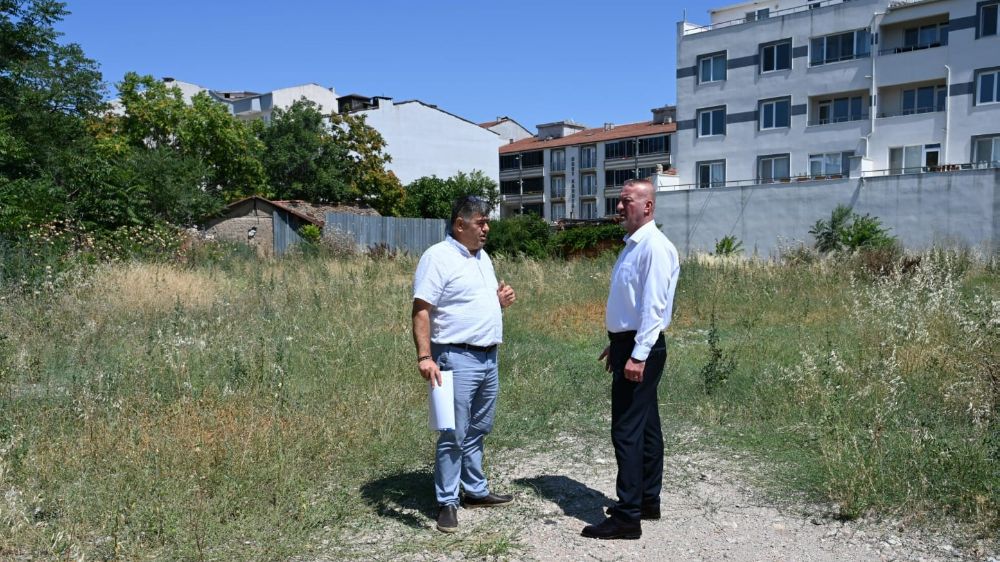 Karacabey Belediyesi’nden otopark ve çocuk parkı projesi