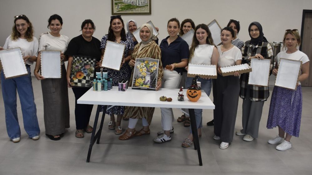 Karacabey'de sanata destek