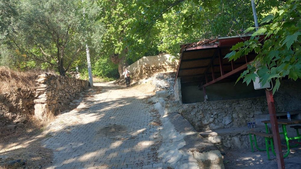 Karacasu’nun gözde yaylasında temizlik mesaisi