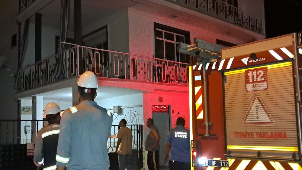 Karaman'da ev yangını korkuttu