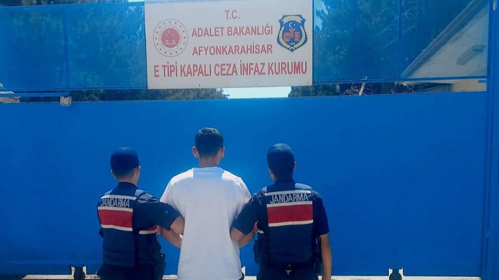 Kasten öldürme suçundan hapis cezasıyla aranan şahsı polis yakaladı