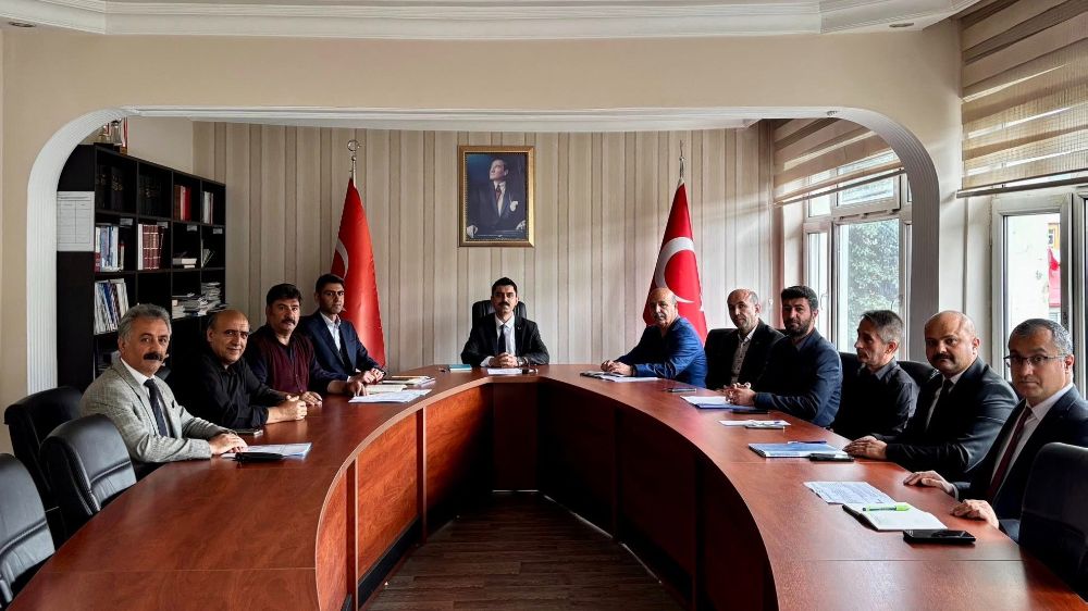 Kaymakam Tutal, eğitim kurumları müdürleriyle bir araya geldi