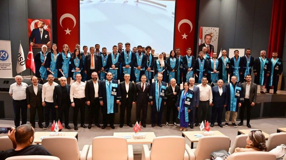 Kayseri Meslek Yüksekokulu ilk mezunlarını verdi