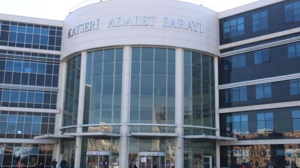  Kayserili iş insanı dolandırıcılık suçlamasıyla hakim karşısına çıktı