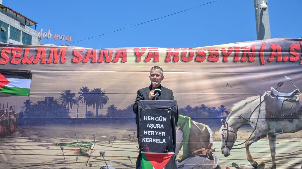  Kerbela şehitleri, Esenyurt'ta gözyaşları ve dualarla anıldı