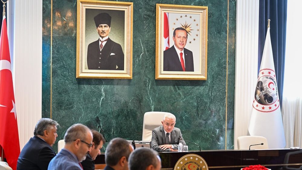 Kırklareli Valisi vatandaşların taleplerini dinledi