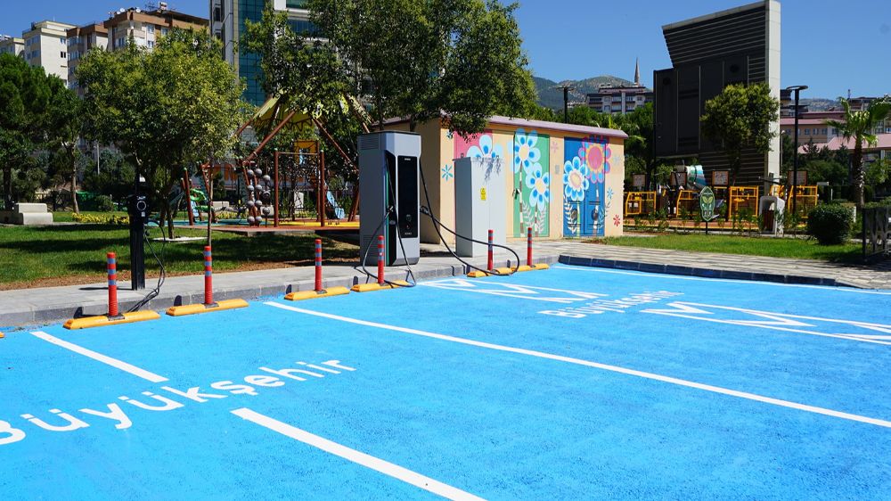 KMBB Enerji'den yenilikçi hamle, araç şarj istasyonu hizmete girdi