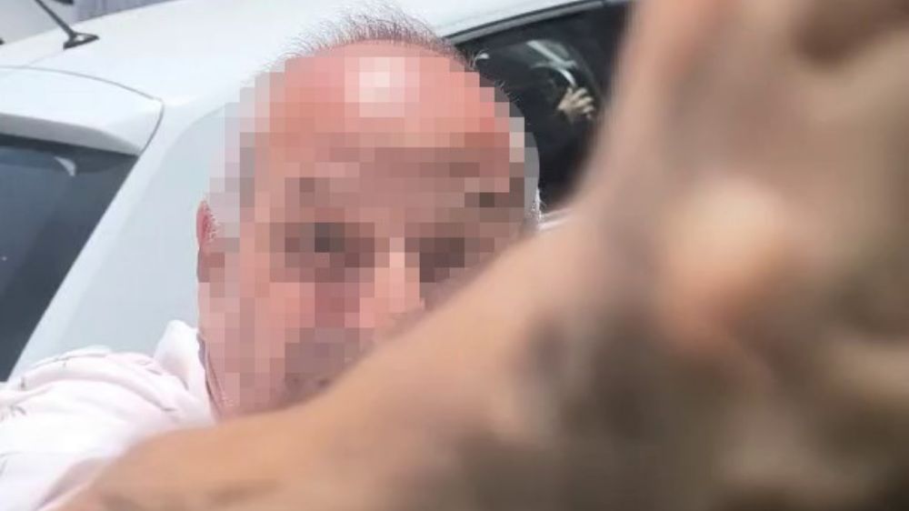 Küçükçekmece'de yol verme kavgası