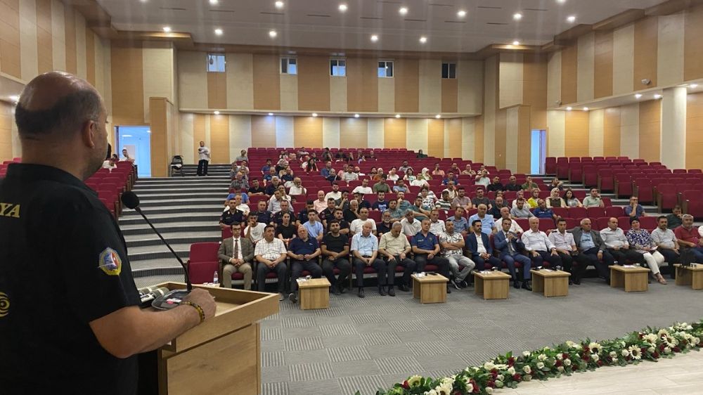 Kulu’da "En İyi Narkotik Polisi Anne" semineri