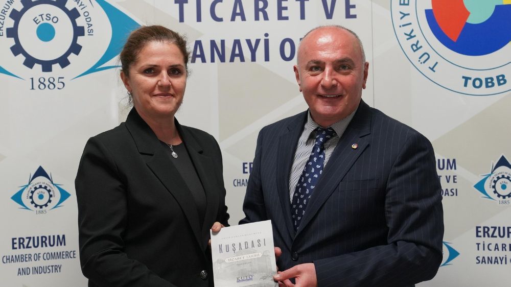 Kuşadası Kadın Girişimciler Kurulu Başkanı Zeytin'den Başkan Özakalın’a ziyaret