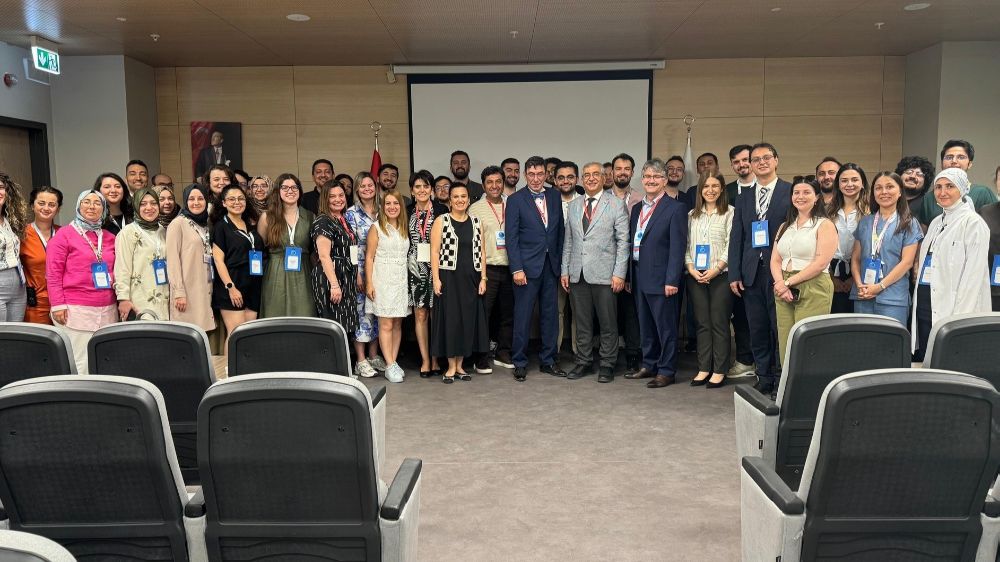 Kütahya'da "Düşük Akım Anestezi" konulu bilimsel toplantı gerçekleştirildi