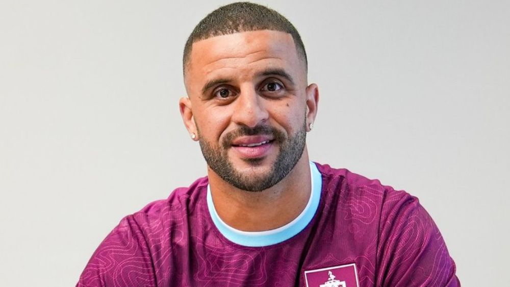 Kyle Walker, Burnley'ye transfer oldu