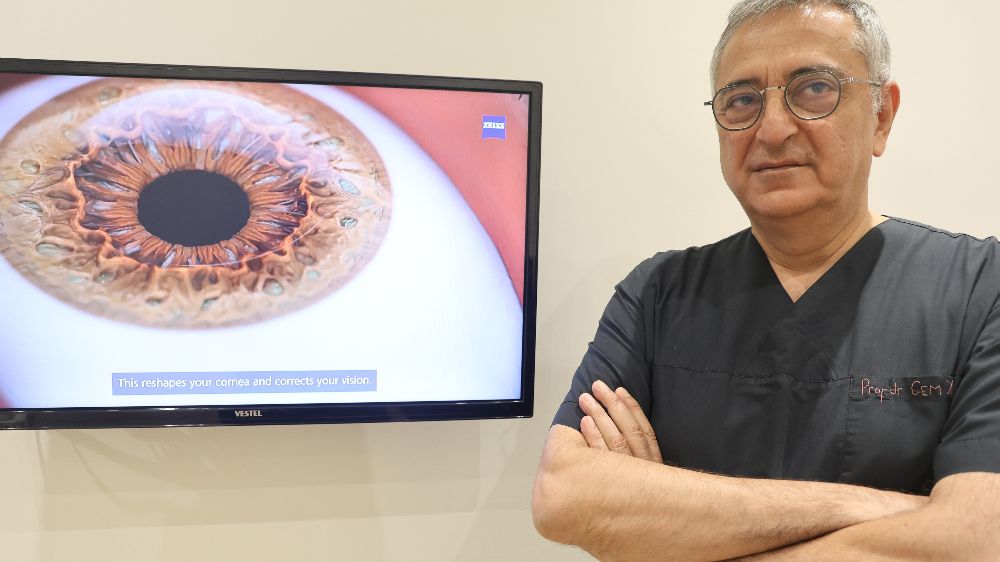 Lazer göz cerrahisinin yeni trendi ‘Smile Pro’ yöntemi Denizlililerin hizmetine girdi