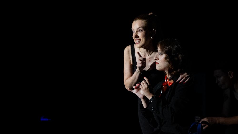  Manavgat Belediyesi Tiyatrosu perdelerini "Bir Hazırlık Manifestosu" ile açtı