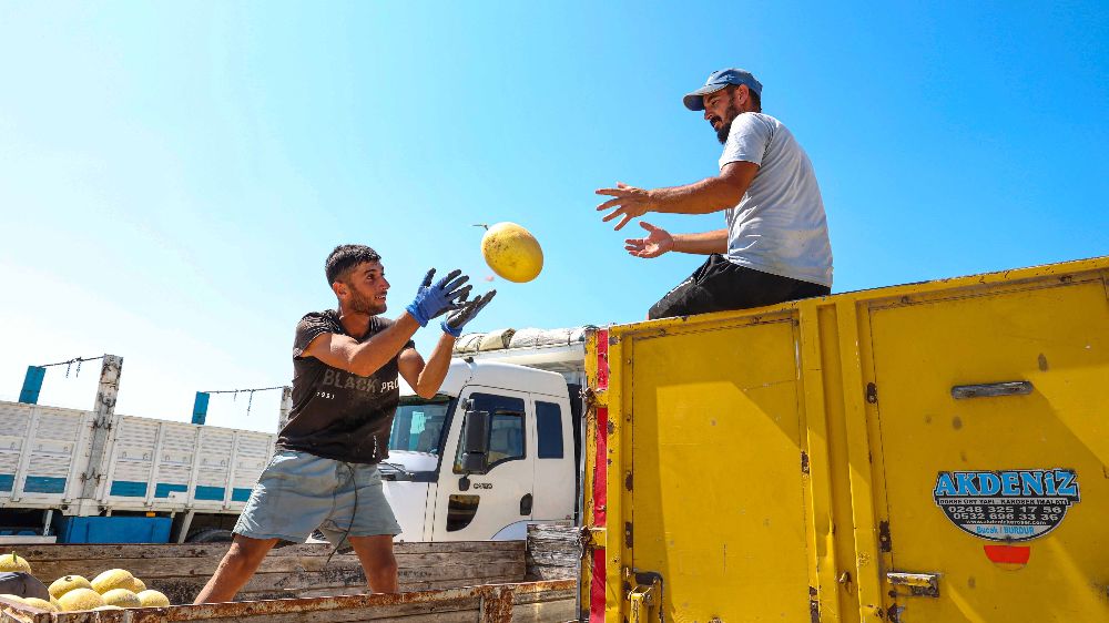 Manavgat'ın yeni toptancı hali hizmete hazır