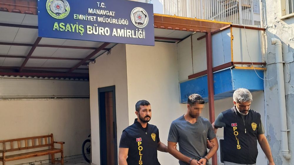 Manavgat'ta 12 yıl hapis cezası ile aranan şahıs yakalandı