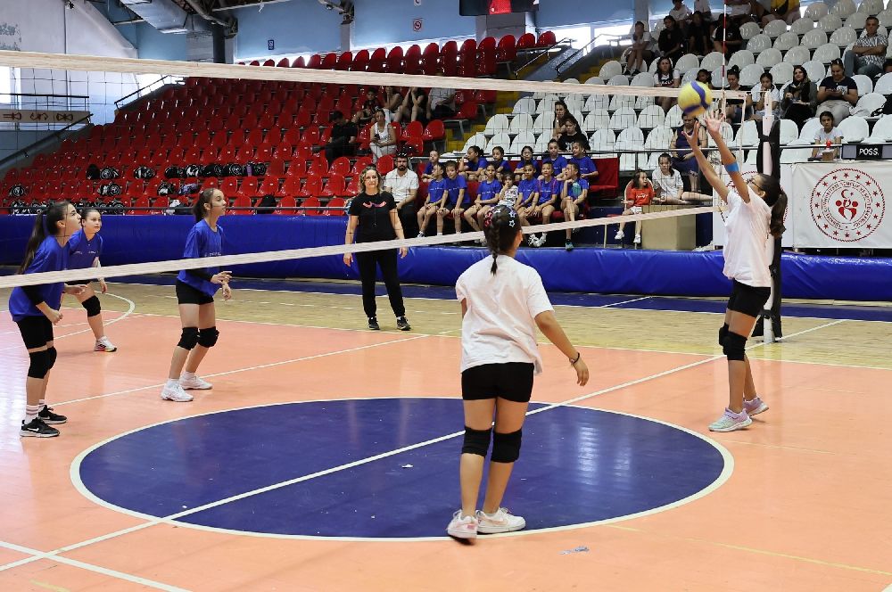 Manisa’da GSB Spor Okulları ve Engelsiz Spor Okulları açıldı