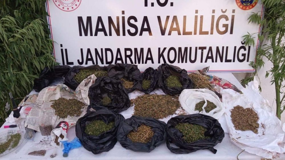 Manisa’da jandarmadan uyuşturucu operasyonu: 2 tutuklama