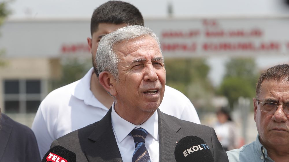 Mansur Yavaş, Başkan Böcek'i ziyaret etti