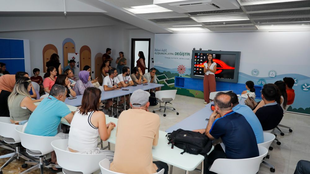 MERCAN Bilim Merkezi öğretmenleri ağırladı