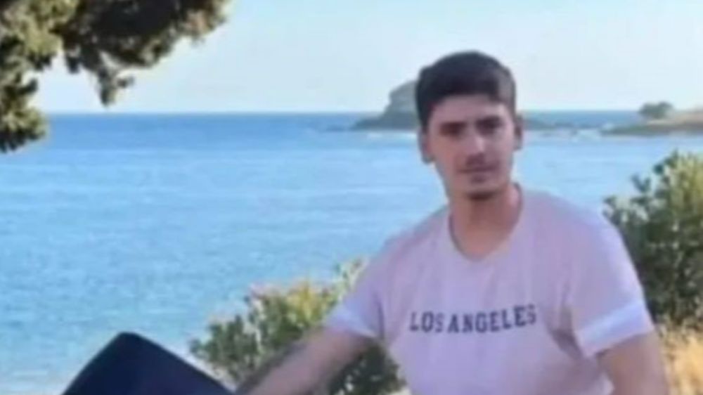 Mersin'de silahlı saldırıya uğrayan 20 yaşındaki genç hayatını kaybetti