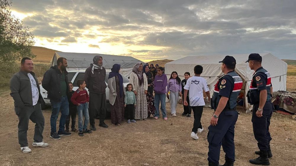 Mevsimlik işçiler kene ve boğulma vakaları hakkında bilgilendirildi