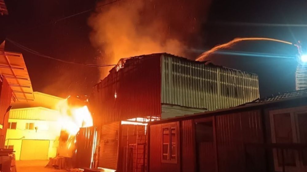 Milyonluk kundaklama iddiasına adı karışan iş yeri komşusu tahliye edildi