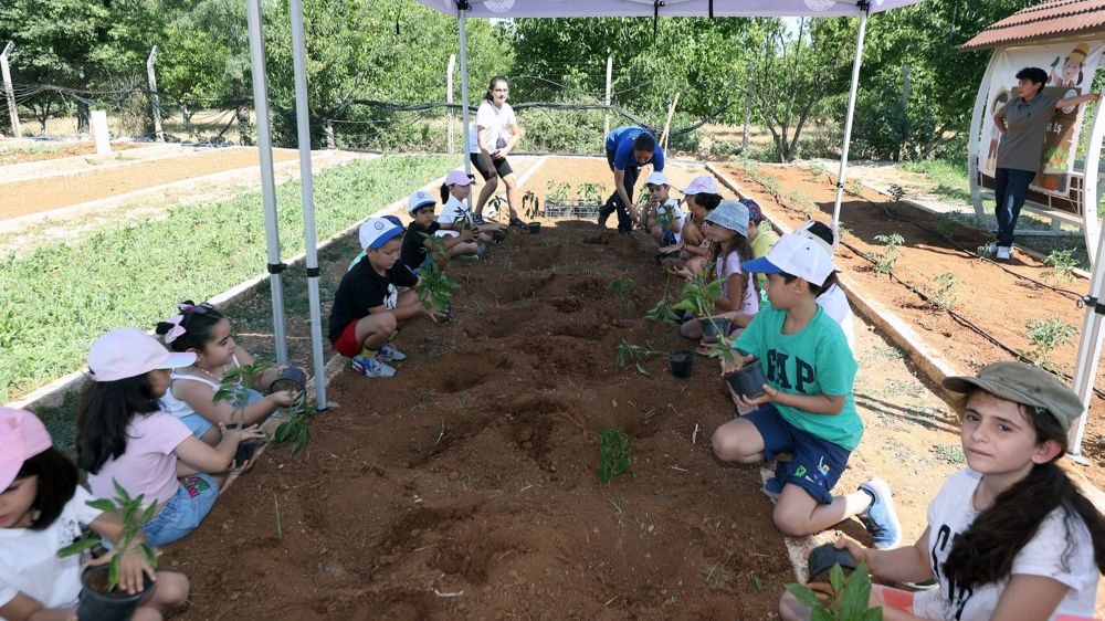 Miniklere uygulamalı tarım eğitimi
