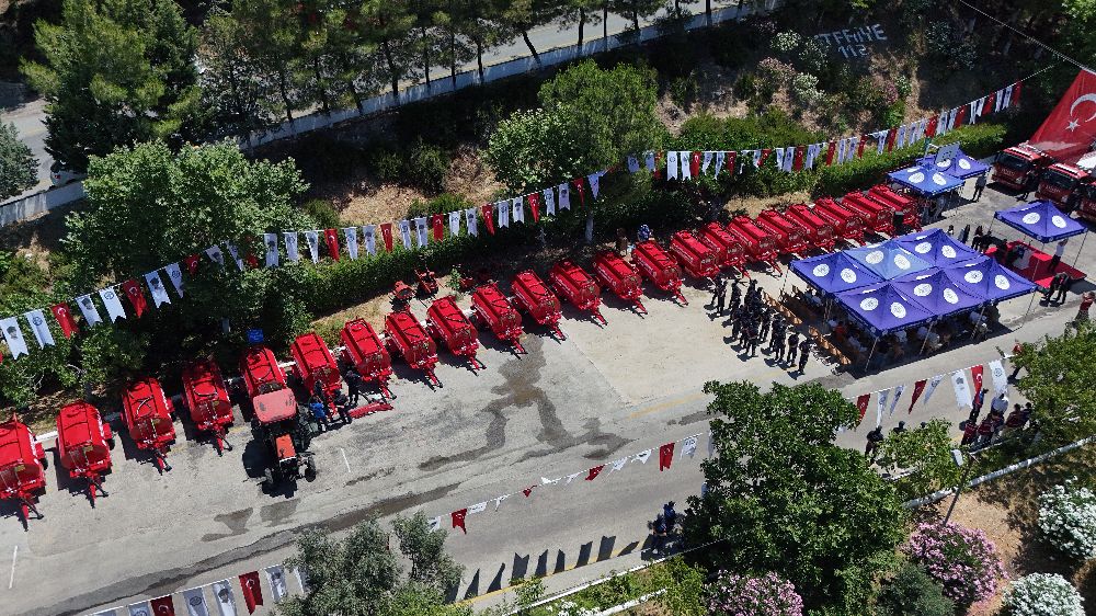 Muğla Büyükşehir’den kırsal mahallelere 25 yangın tankeri