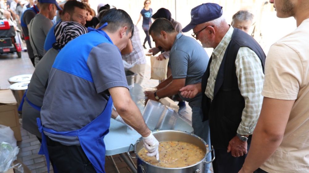 Odunpazarı Belediyesi'nden Muharrem Ayı'nda aşure ikramı