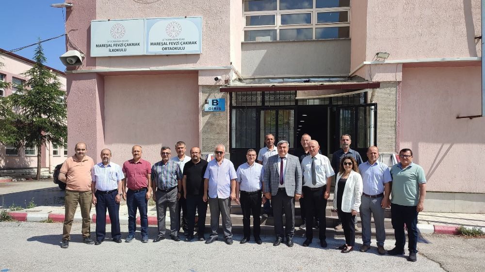 Okullarda onarım ve bakım çalışmaları sürüyor