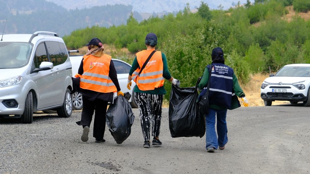 Onikişubat Belediyesi yangın bölgesinde