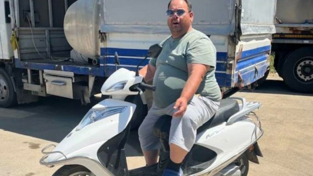 Otomobil ile çarpışan motosiklet sürücüsü hayatını kaybetti