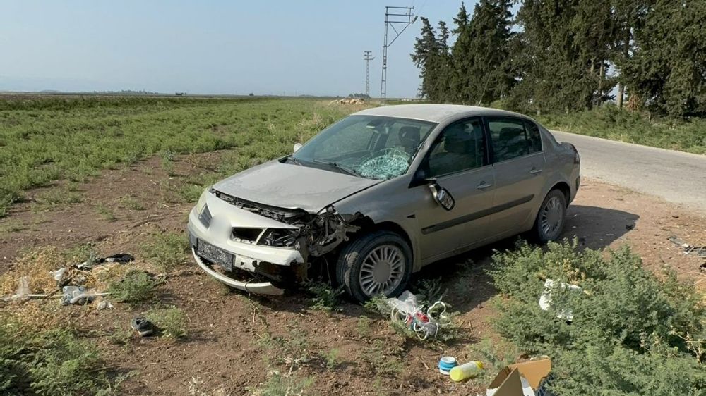 Otomobille çarpışan motosiklet sürücüsü öldü