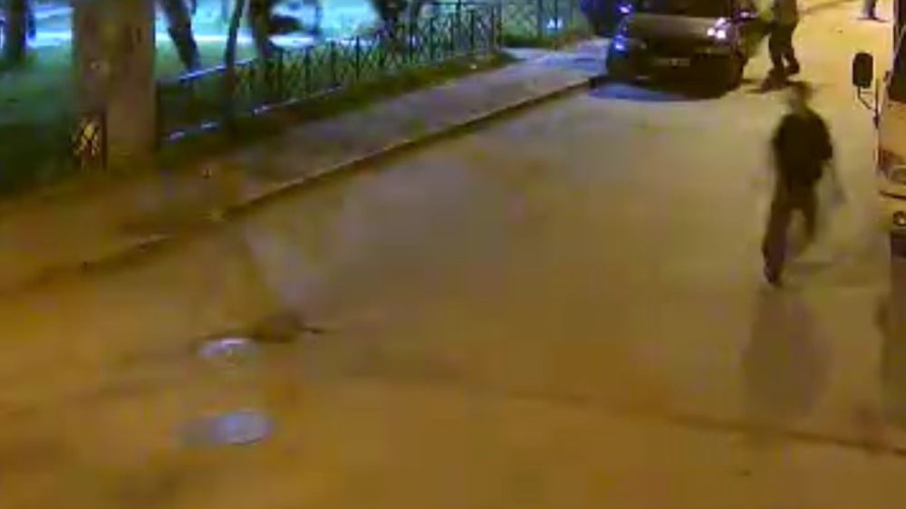 Parkta çıkan silahlı kavgada 1 kişi yaralandı