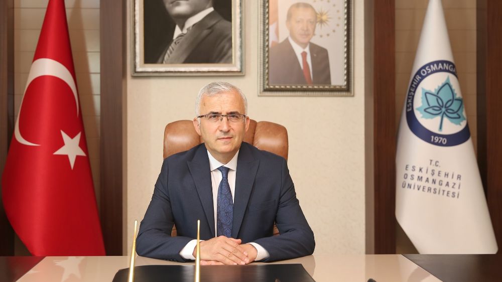 Rektör Çolak: "15 Temmuz, milletimizin demokrasiye sahip çıkışının destanıdır"