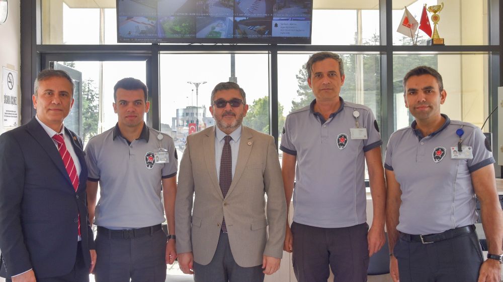 Rektör Kaplancıklı, güvenlik görevlileriyle bir araya geldi