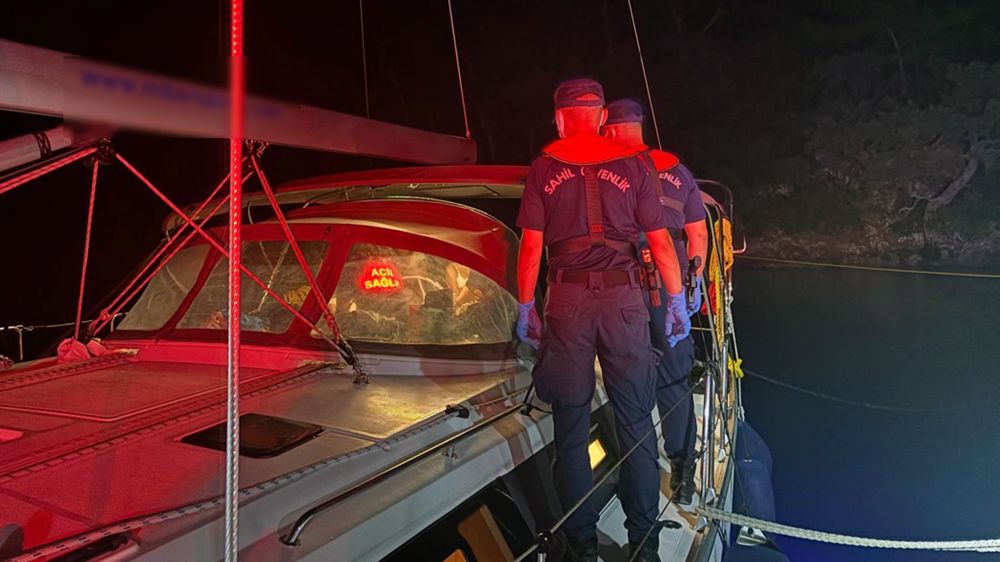 Sahil Güvenlik Dalaman açıklarında üç vatandaşa tıbbi tahliye gerçekleştirdi