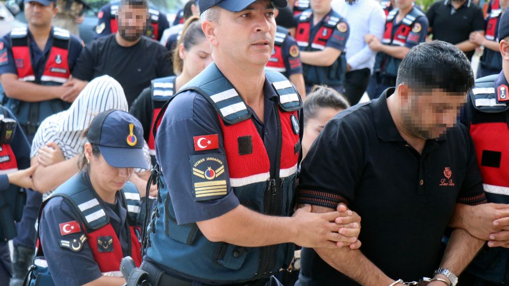 Sakarya'da araç dolandırıcılığı operasyonunda 6 tutuklama