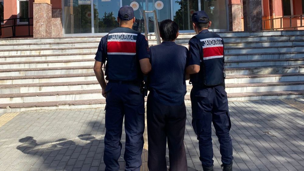 Samsun'da 9 yıl 7 ay hapis cezası ile aranan şahıs jandarma tarafından yakalandı