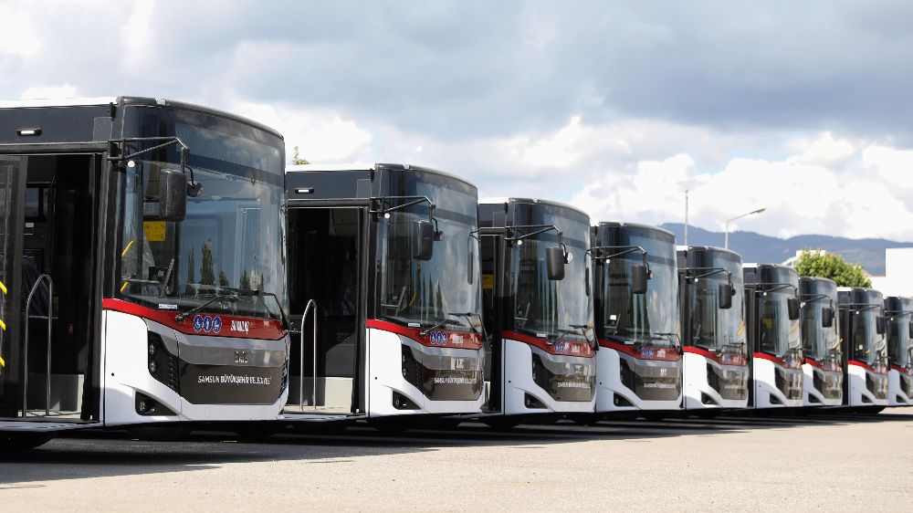 Samsun’un toplu taşıma filosuna 15 yeni otobüs