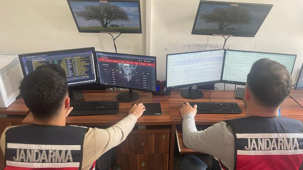 Sanal devriyeden kaçamadılar: 20 kişi hakkında işlem yapıldı