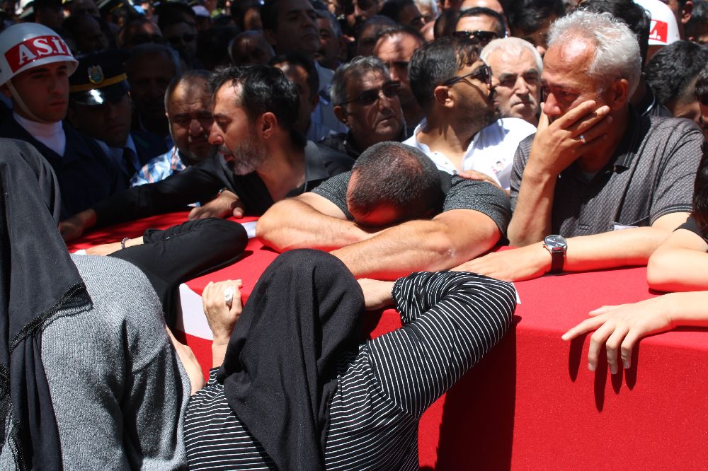 Şehit Üzüm Kayseri'de son yolculuğuna uğurlandı