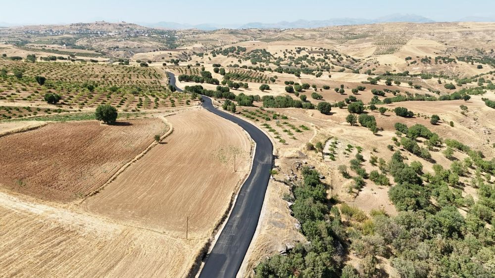 Siirt’te kırsal ulaşım seferberliği sürüyor
