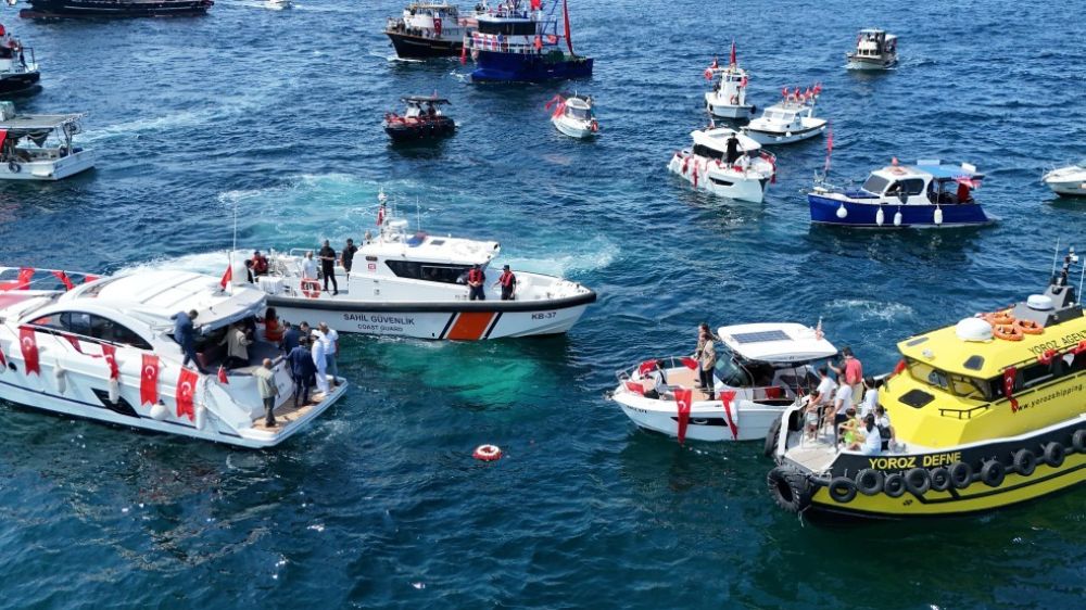 Silivri'de deniz şehitlerini anma programı düzenledi