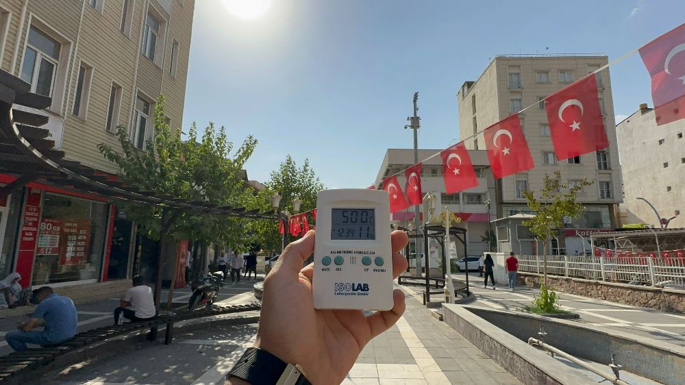 Silopi'de sıcaklık rekoru: Termometre 50 dereceyi aştı